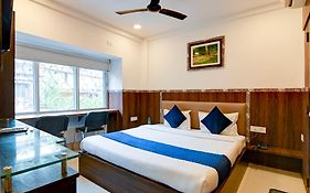 Hotel Q Inn